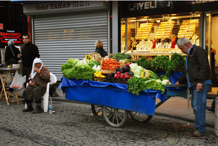 Vendedor de verduras. Üsküdar. Estambul