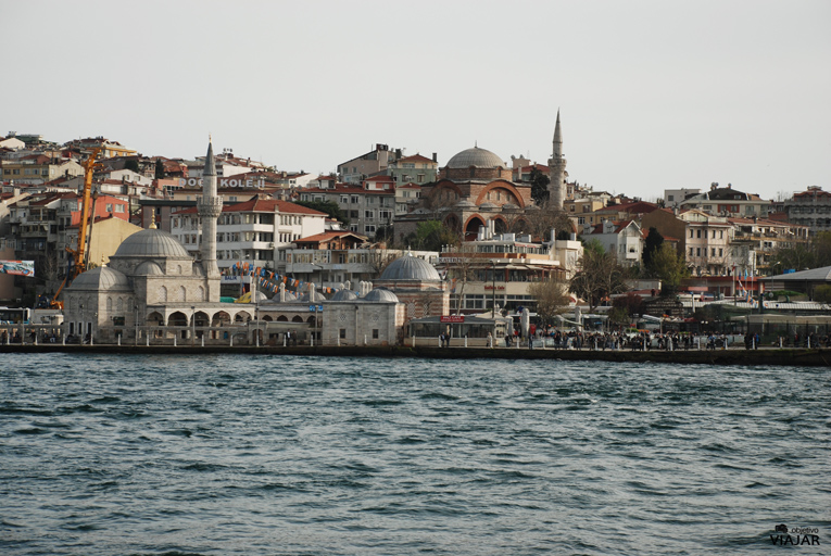 Vista de Üsküdar desde el ferry. Estambul