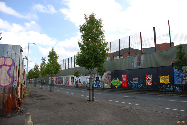 Muro de la Paz en Cuper Way. Belfast