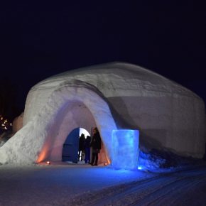 Dormir en un hotel de hielo, una experiencia única en la Laponia noruega