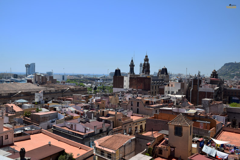 Montjuïc y el mar desde las terrazas de Santa Maria del Mar