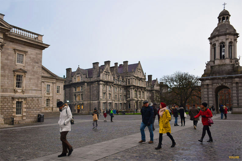 Trinity College. Dublin