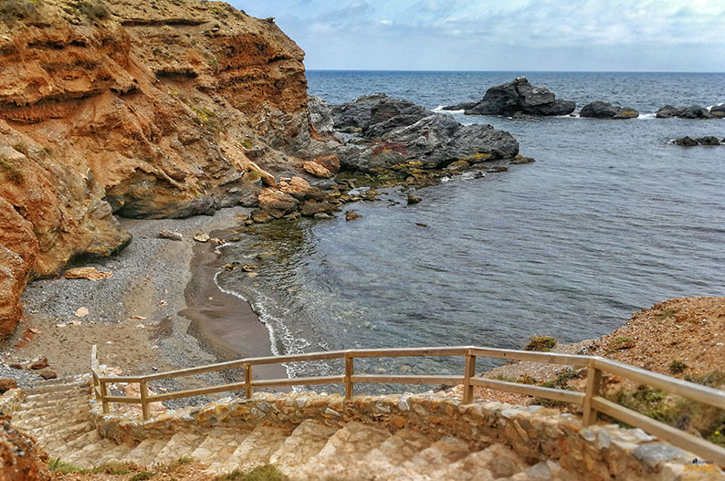 Playa de las Escalerillas. Que ver en el Mar Menor