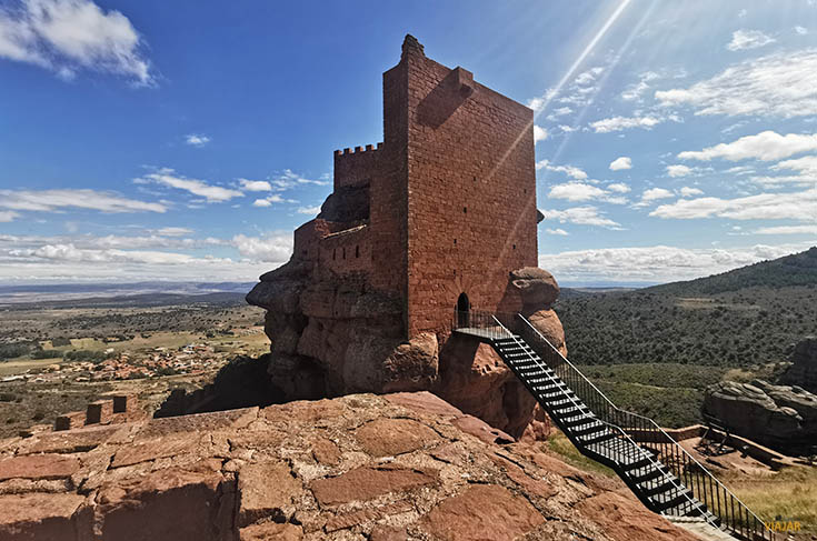 Falsa Torre del Homenaje del castillo de Peracense